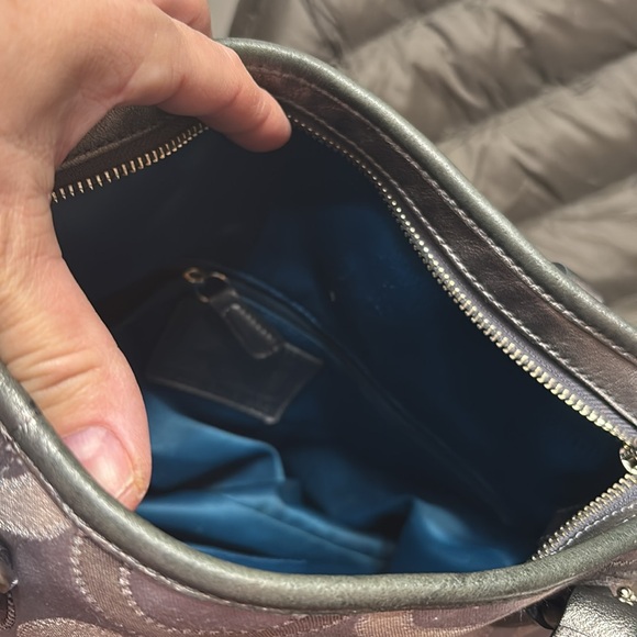 Coach Daisy Dot shoulder bag EUC - Picture 4 of 7